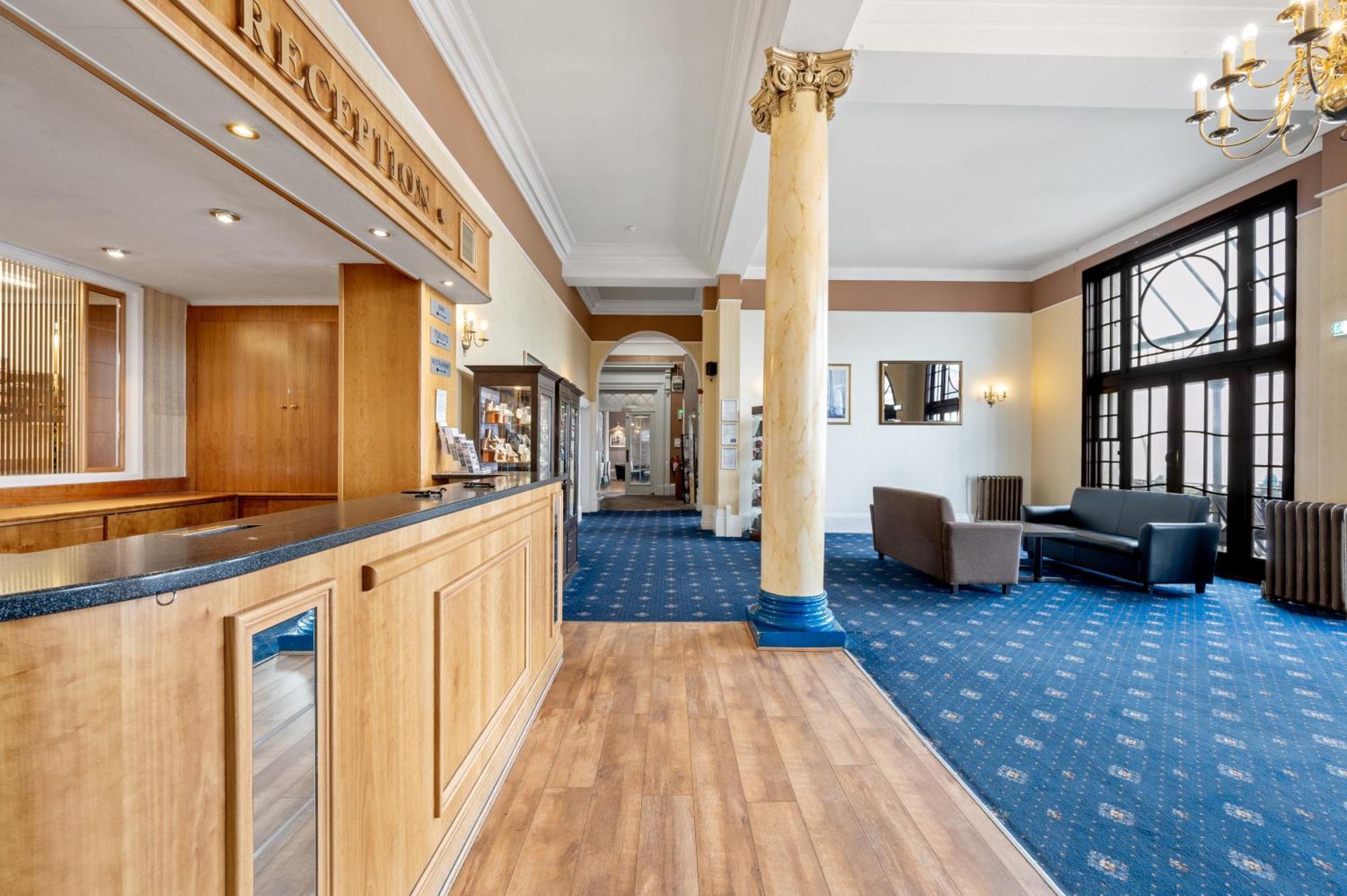 Hotel Royal Whitby Esterno foto