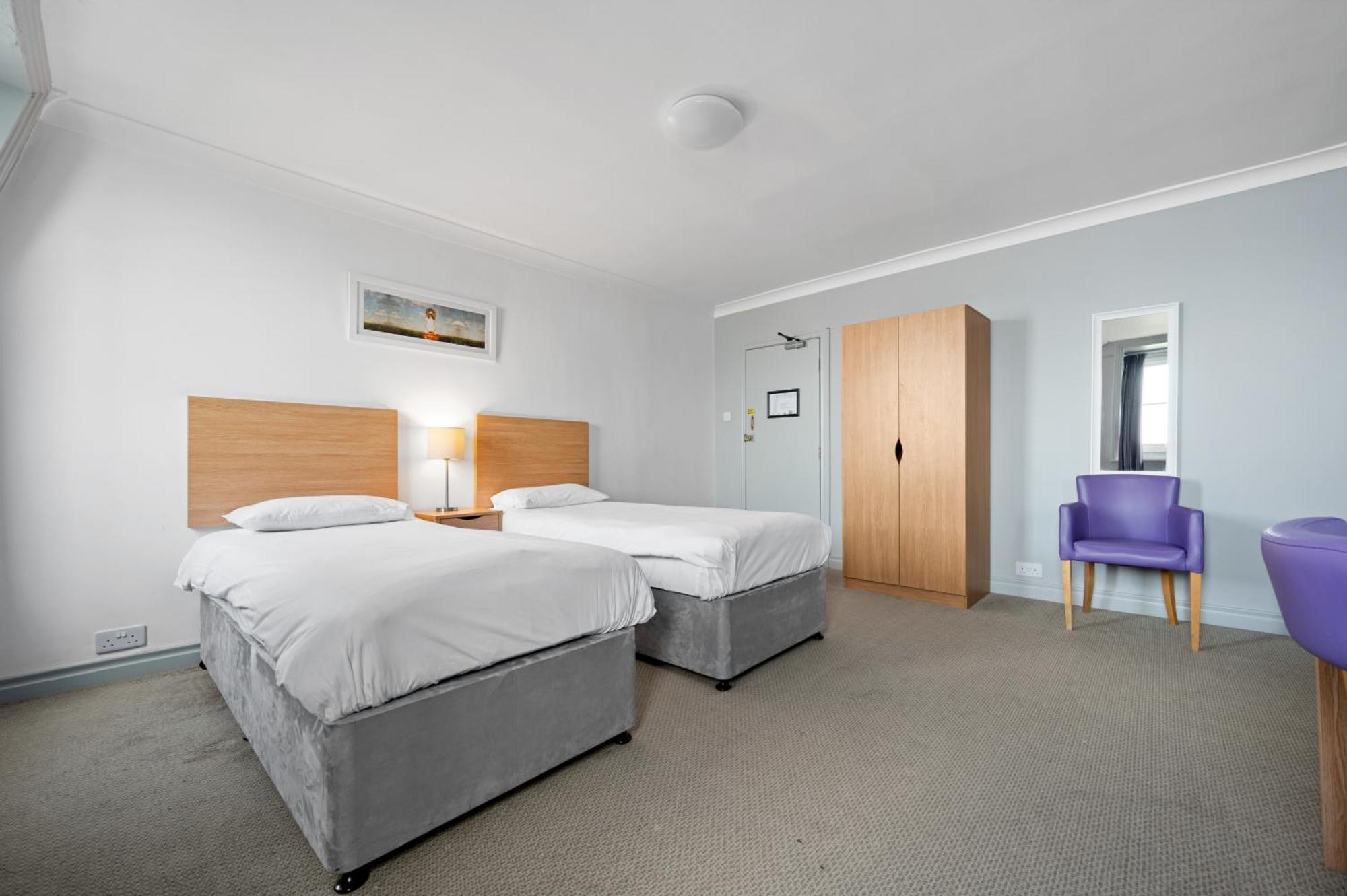 Hotel Royal Whitby Esterno foto