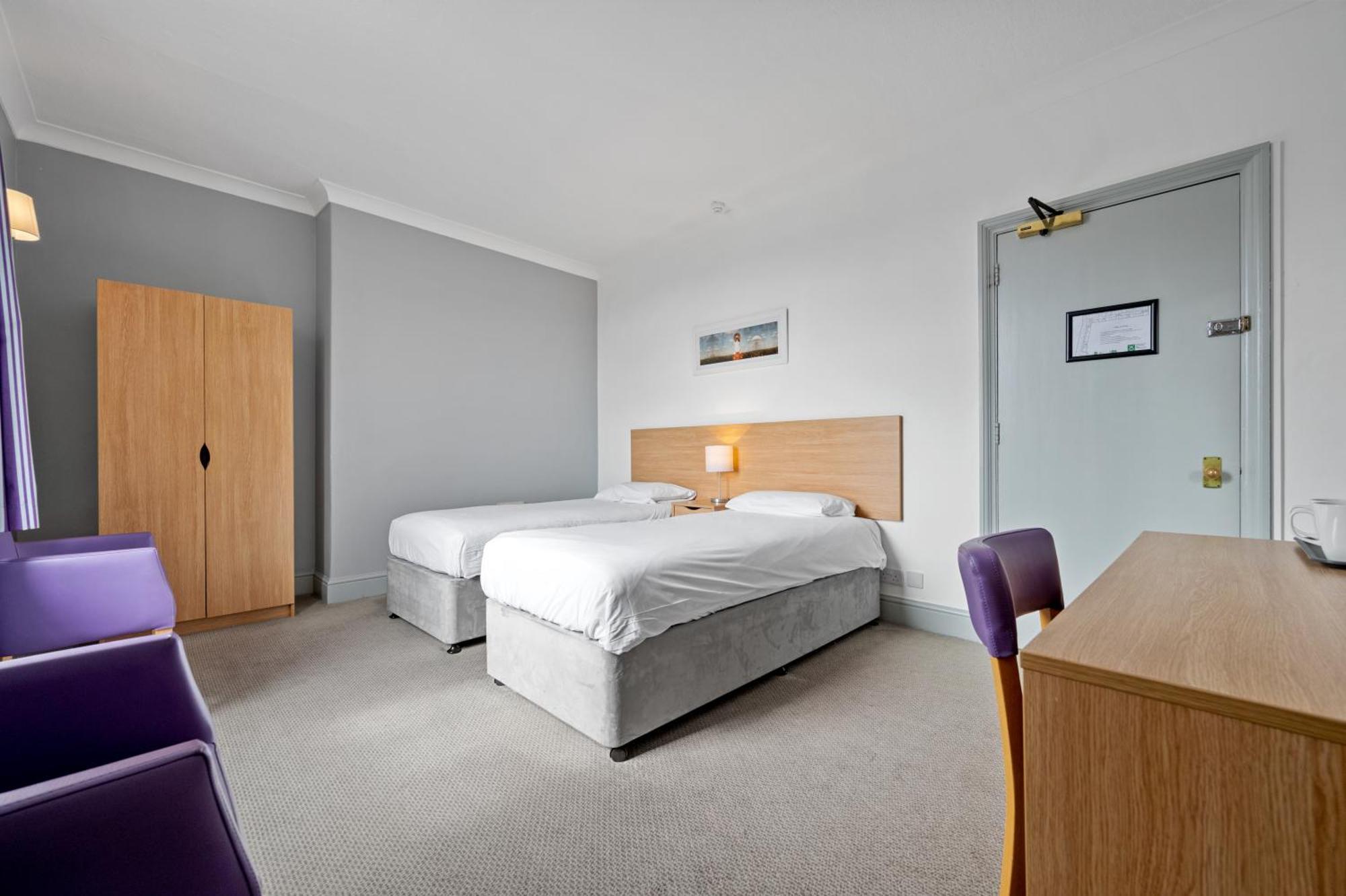 Hotel Royal Whitby Esterno foto