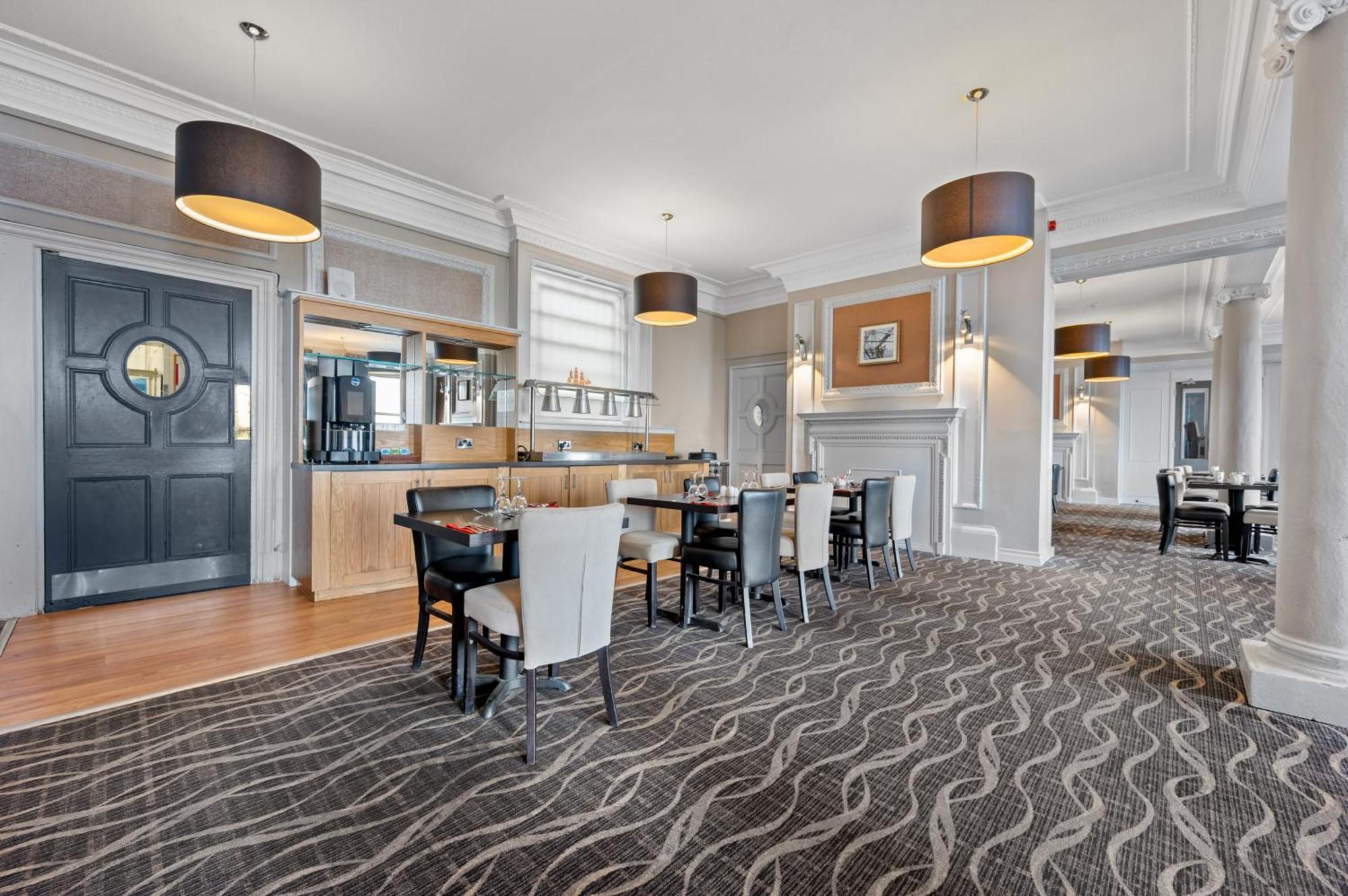 Hotel Royal Whitby Esterno foto