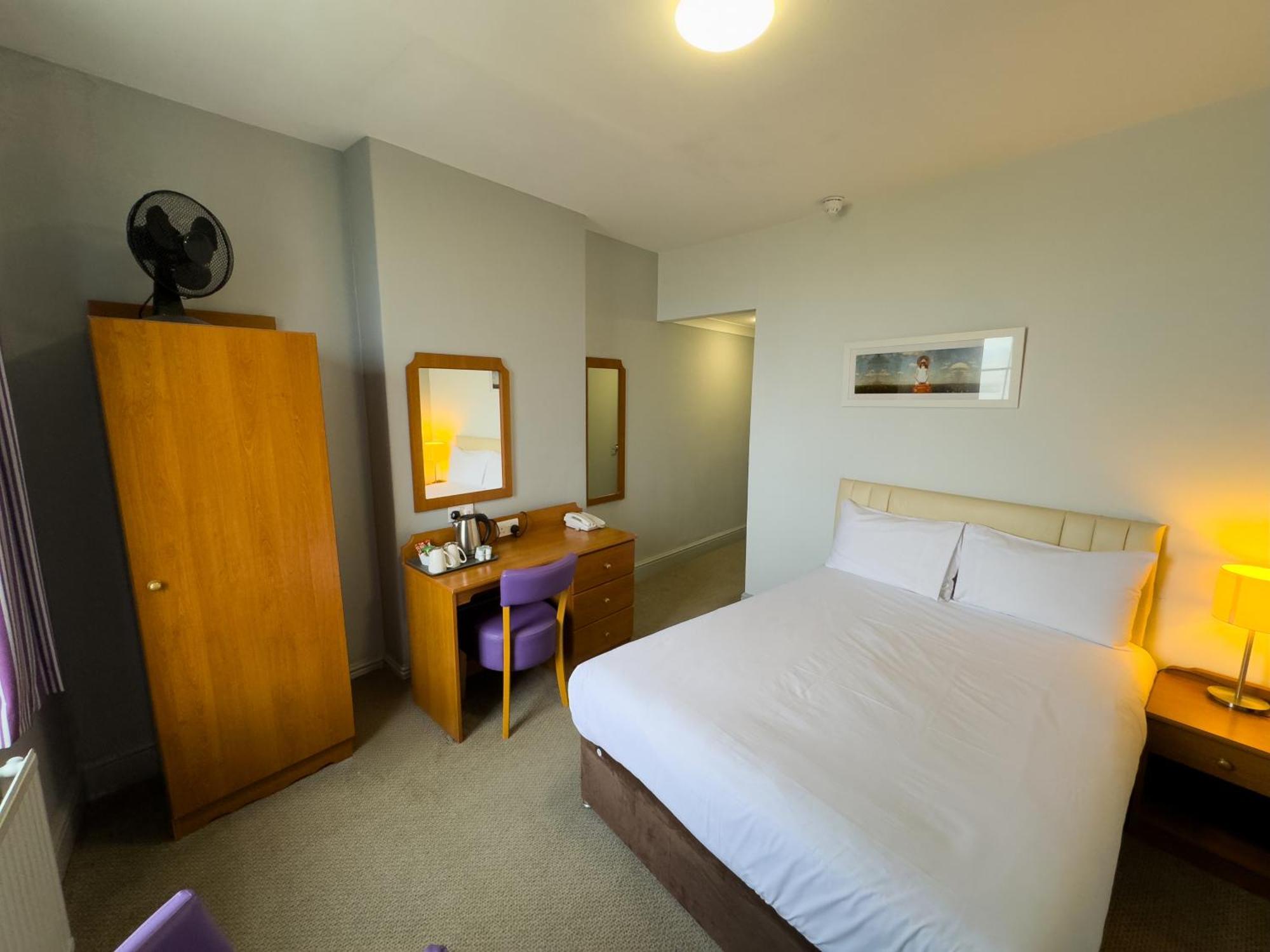 Hotel Royal Whitby Esterno foto