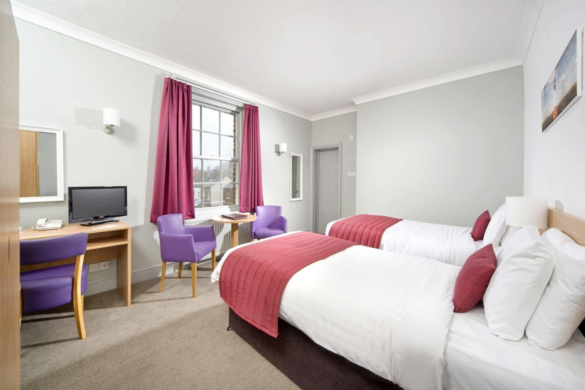 Hotel Royal Whitby Esterno foto