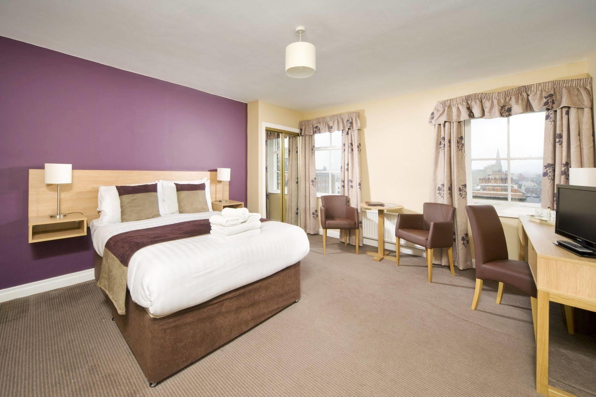 Hotel Royal Whitby Esterno foto